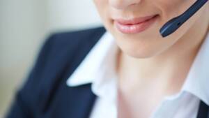 Mulher em atendimento